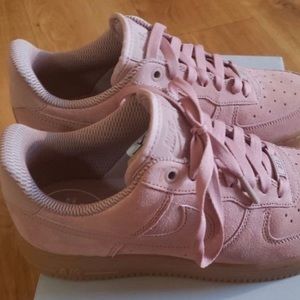 Nike Air Force 1 PINK SUEDE